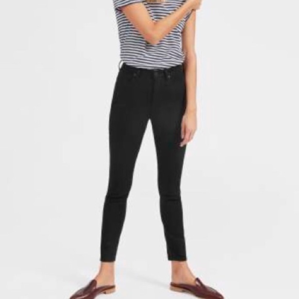 Everlane High Rise Skinny Jeans in Black
